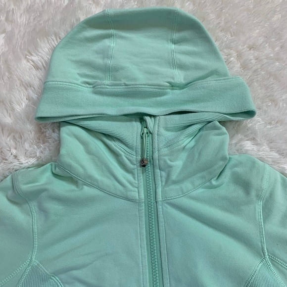 Lululemon Throw Me Over Hoodie In Fresh Teal. - Picture 4 of 10